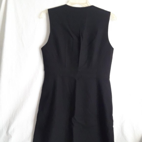 Ann Taylor, 100% Wool Dress - Picture 2 of 5